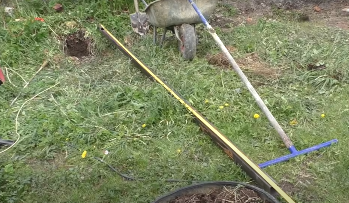 Понадобится профильная труба 50*50 / Фото: youtube.com