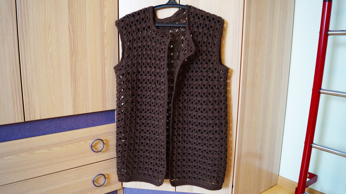 Готовая безрукавка