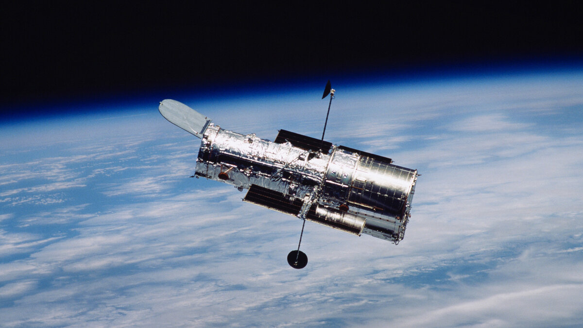 Телескоп «Хаббл» на орбите Земли. Фото НАСА