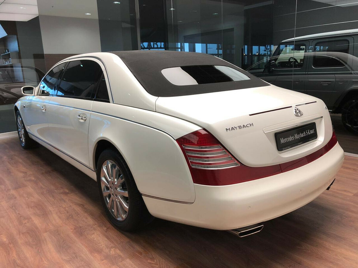 Р›РёРјСѓР·РёРЅ Maybach 62s