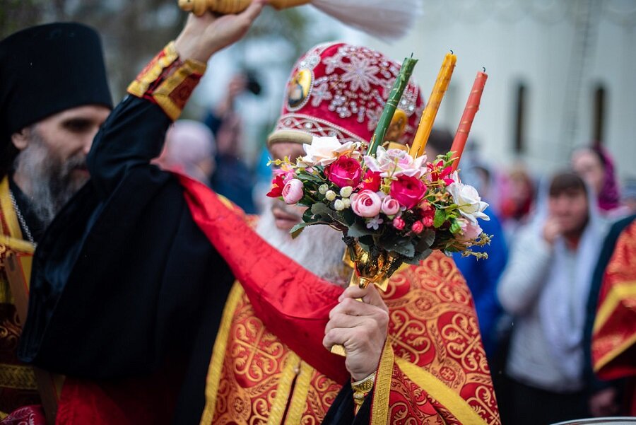 Можно ли убираться в пасхальную неделю. Пасхальная седмица. Светлая среда пасхальной седмицы. Пасхальная неделя. С Пасхой и пасхальной неделей.