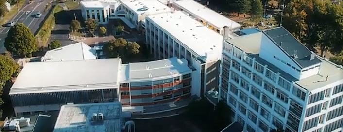 Университет Уаикато. Фото-скан с канала https://www.youtube.com/channel/UC_-H2tUCNG7-09ZKXnD1cQg