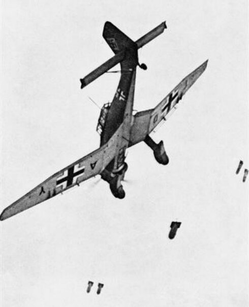 Ju 87B 