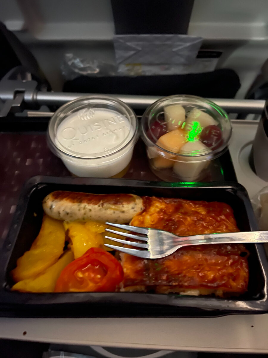 Как кормят на лучших авиалиниях в мире | Своя среди чужих | Дзен