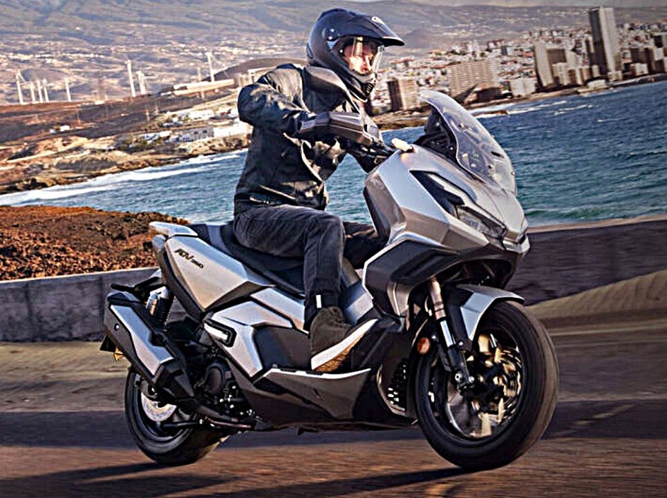 Honda adv