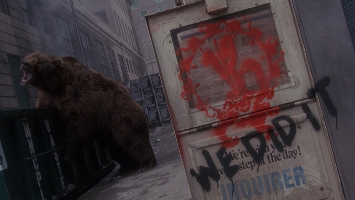 Кадр из кинофильма "Двенадцать обезьян"