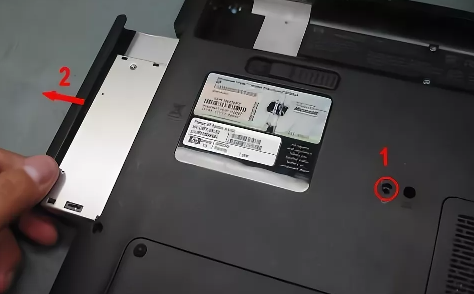 Где в ноутбуке игры. HP m6 привод двд. Жесткий диск для ноутбука HP 650. Жесткий диск на HP Pavilion dv9000. Жесткий диск внутренний для ноутбука HP 650