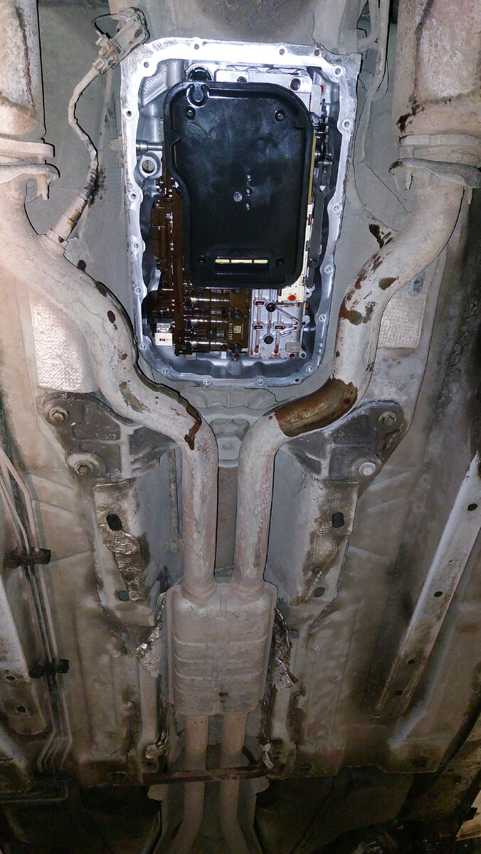 Вид при снятом поддоне.