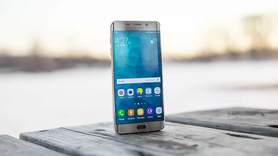 В условиях санкций некоторые приложения могут не работать. Фото: Pxfuel 