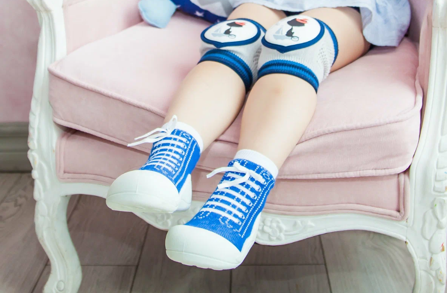 Детские наколенники Atticat