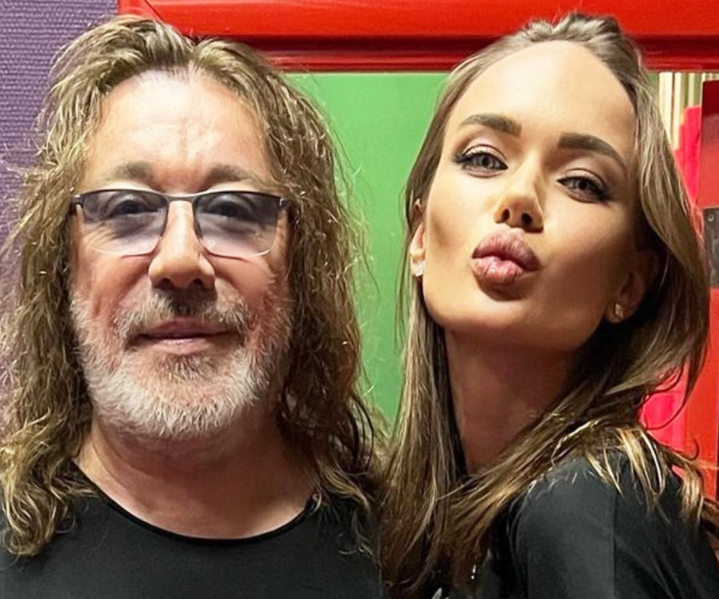     «Я теряю адекватность! Магия!»: Яна Кошкина призналась в любви Владимиру Кузьмину