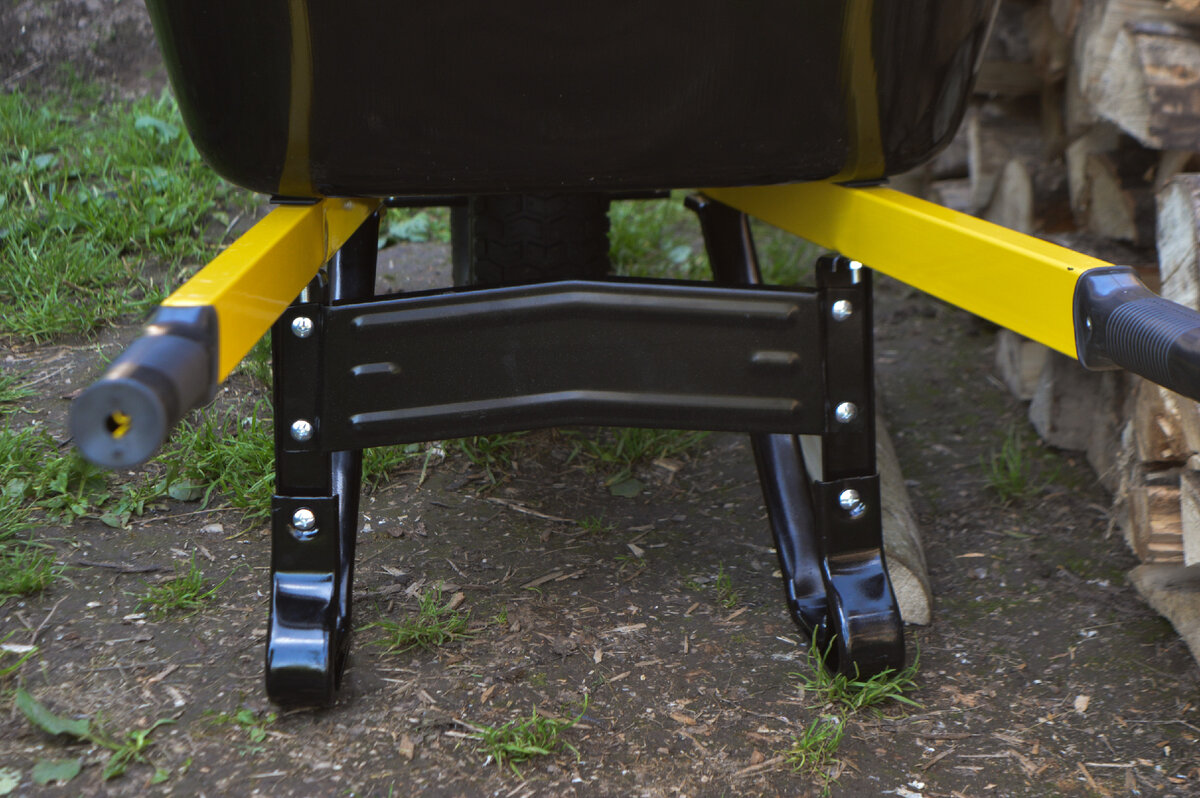 Обзор садовой тачки Denzel