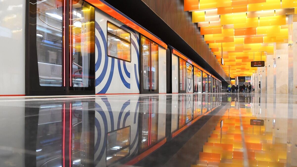    Открытие участка Большой кольцевой линии метро© РИА Новости / Илья Питалев