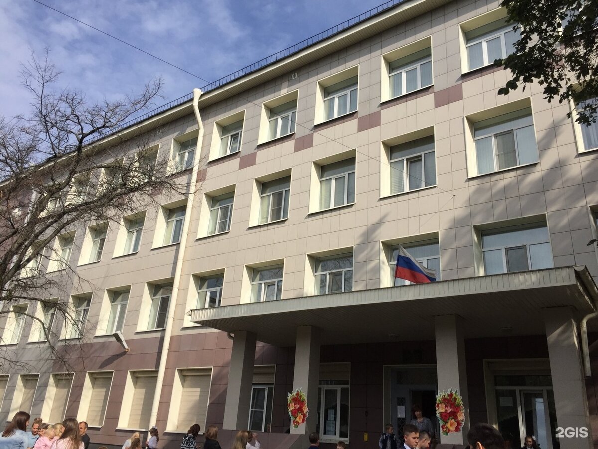 Школа 501 петербург. 501 школа кировского района. Спортплощадка 11 школа долгопрудный. Школа 501 петербург. Школа 501 петербург.