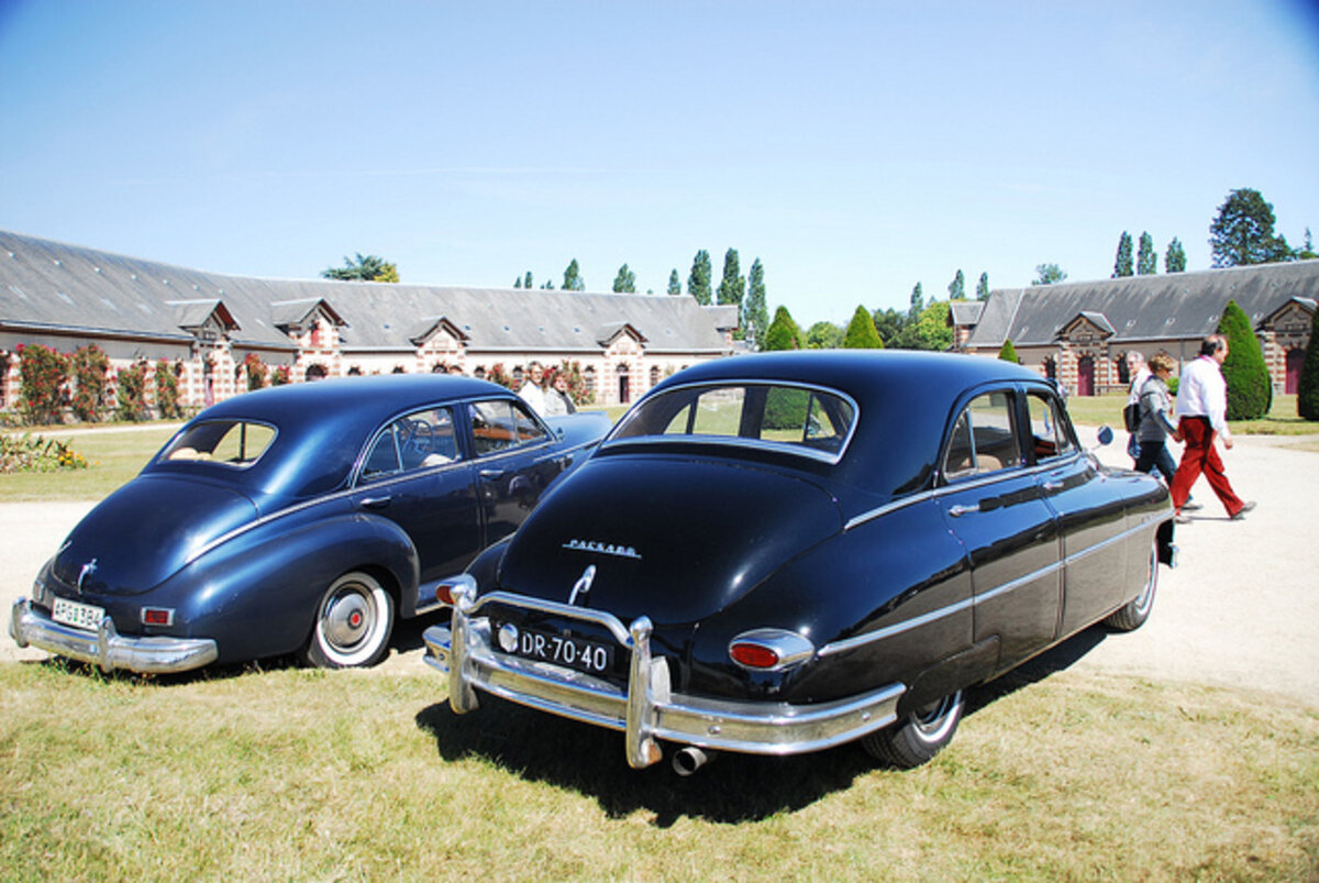 https://topworldauto.com/photos/44/3f/packard-eight-de-luxe-sedan-photo-gallery-complete-information.jpg