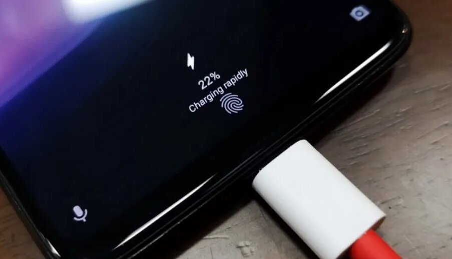 Быстрая зарядка может не включаться, даже если все системы смартфона работают исправно