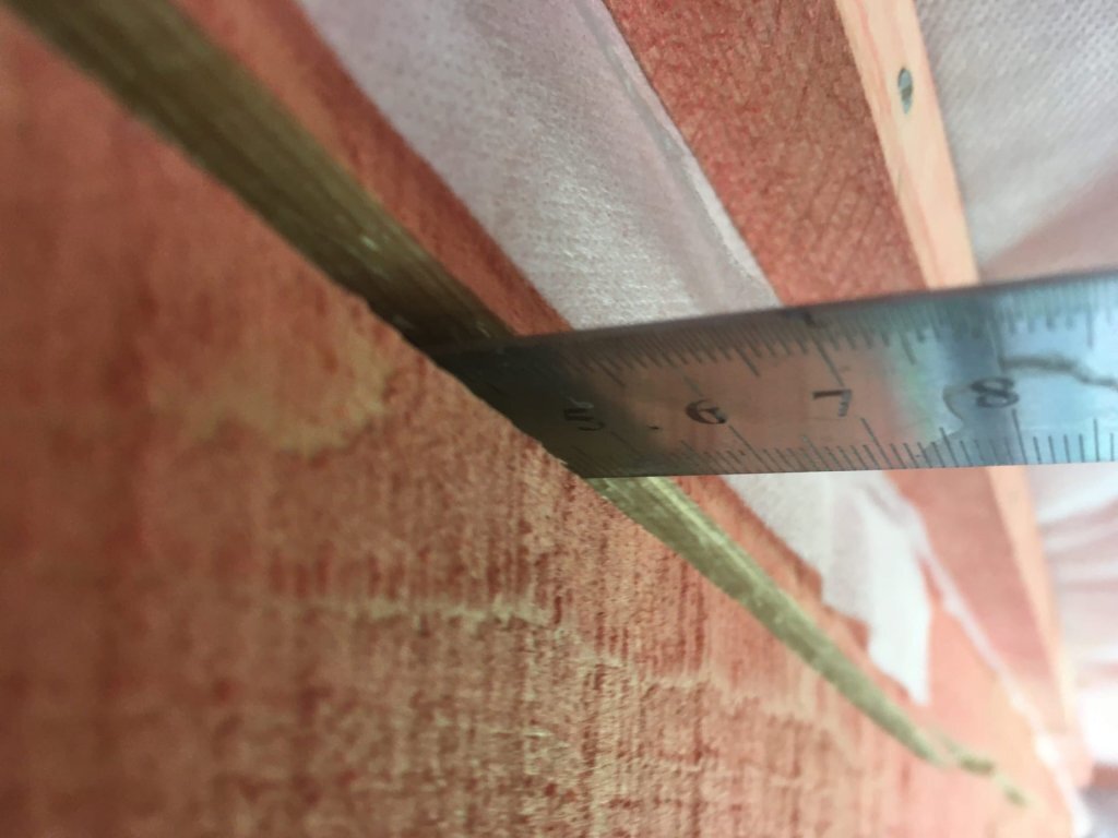 Продольная трещина в брусе