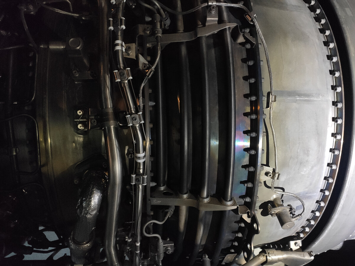 Для примера газогенератор двигателя SaM-146/