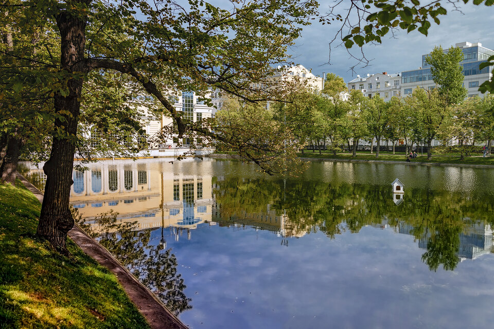 Чистые пруды москва фото летом