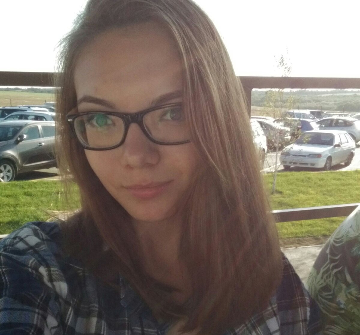 Фото автора. Разбавлю длинный текст фотографией за те времена, и добавлю мужской аудитории поводов похейтить автора в комментариях)) 