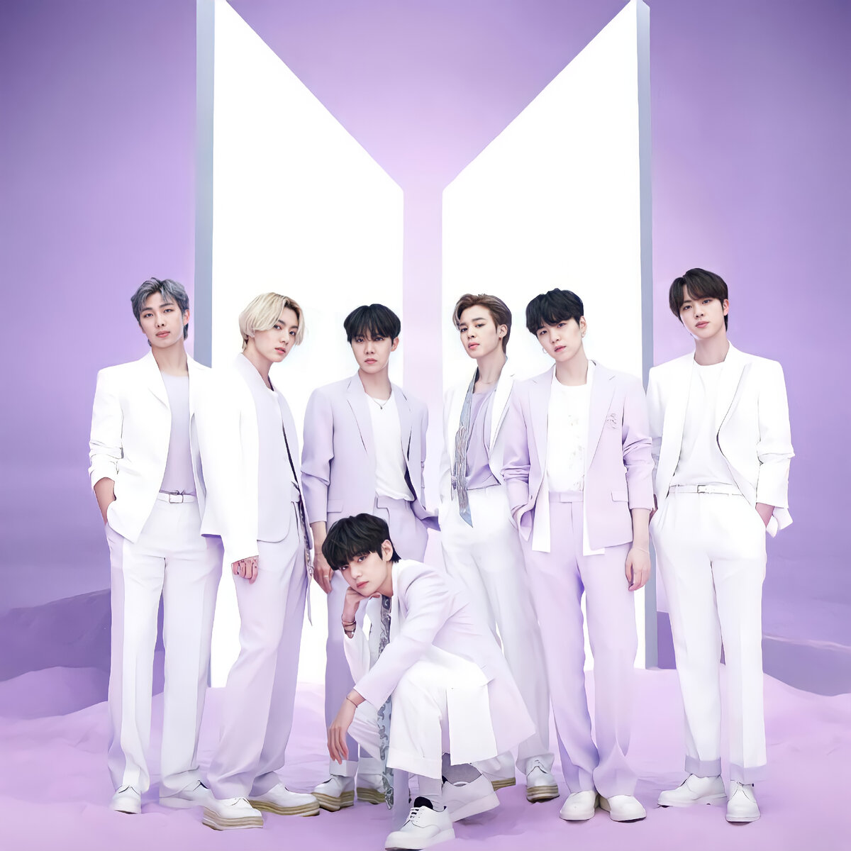 BTS, the Best – обложка японского альбома (выход – 16 июня 2021г.) 