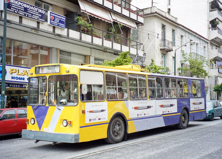 Афинский троллейбус (фото из открытых источников)