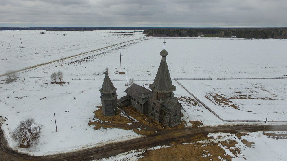 Каргополь деревянная Церковь