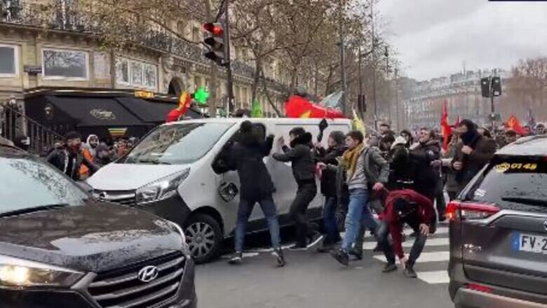 В Париже митинг курдской общины обернулся беспорядками