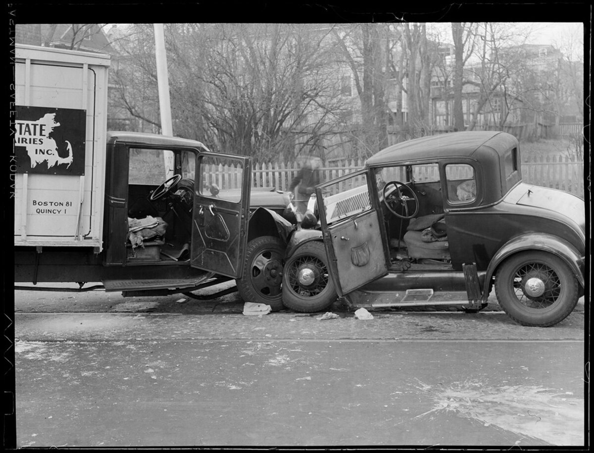 первые дорожные происшествия