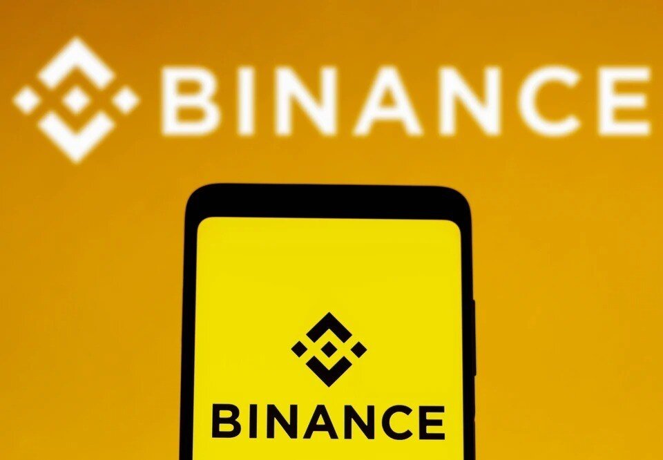     Криптобиржа Binance закрыла россиянам доступ к покупке и продаже долларов и евро  GLOBAL LOOK PRESS