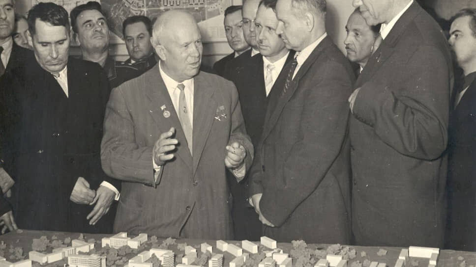 Фото: © Музей истории СО РАН📷Никита Хрущев в Академгородке, октябрь 1959