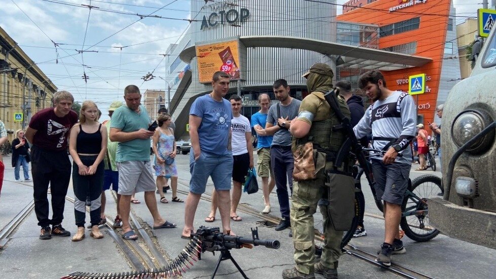 Что сможет и будет происходить. ЧВК Вагнер в Ростове-на-Дону 24. Вагнер в Ростове. ЧВК Вагнер в Ростове на Дону. Мятеж в Ростове.