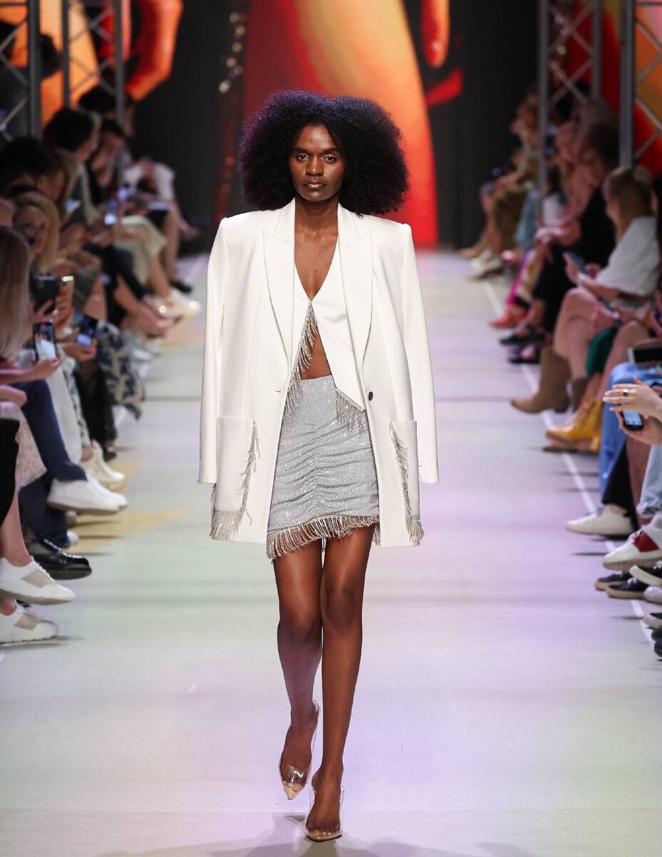  Источник фото: https://moscowfashion.ru/ 