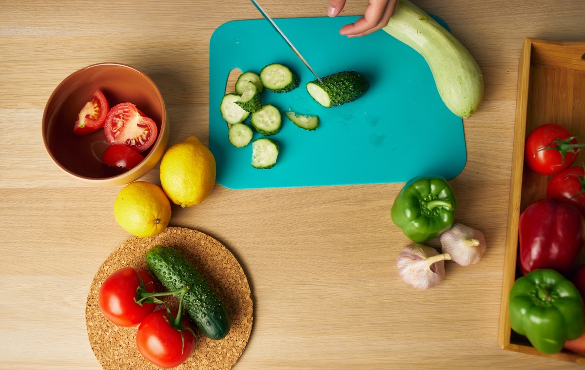 Салат с блинами.