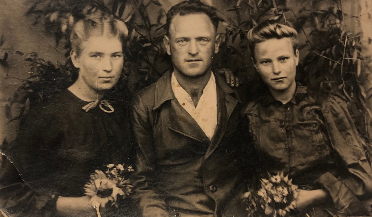 мои родственники. 
