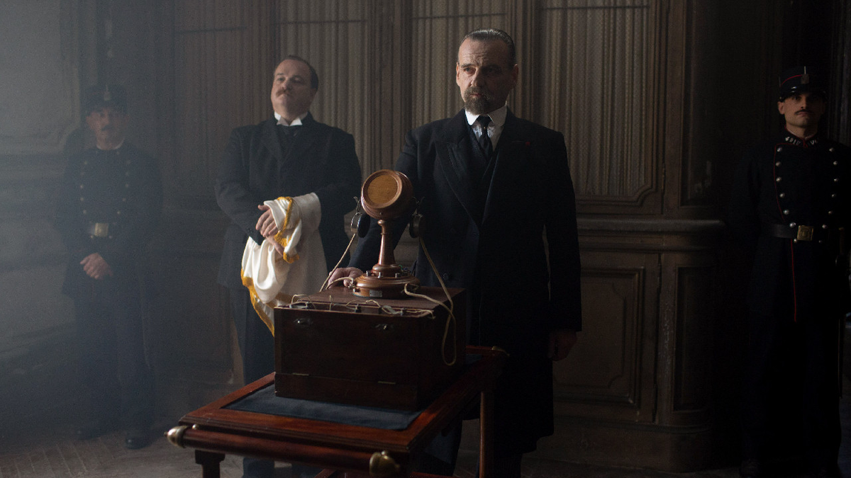 Парижская полиция 1900 сериал. Парижская полиция 1900 / Paris Police 1900. Парижская полиция 1900 (2021). Парижская полиция 1900 сериал 2021 кадры.