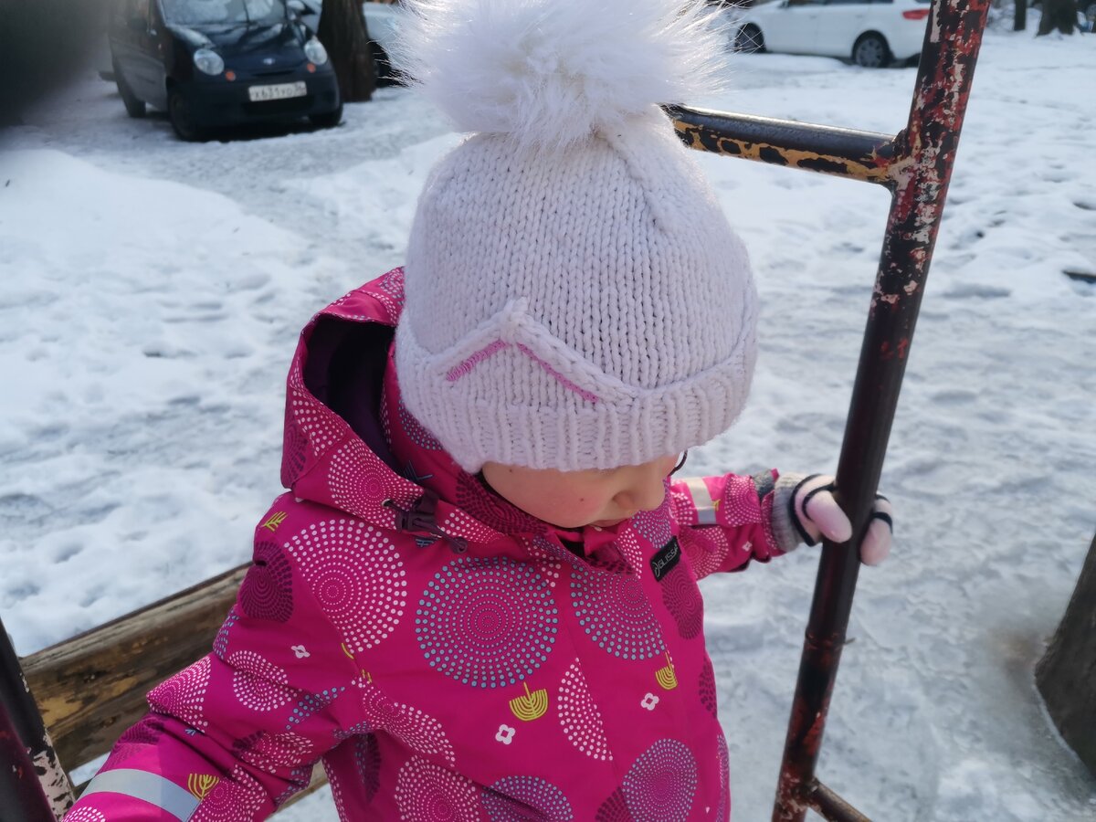 Шапка с ушками.