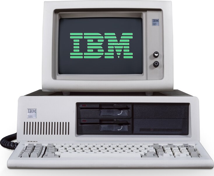 Компьютер IBM PC (1981г.)