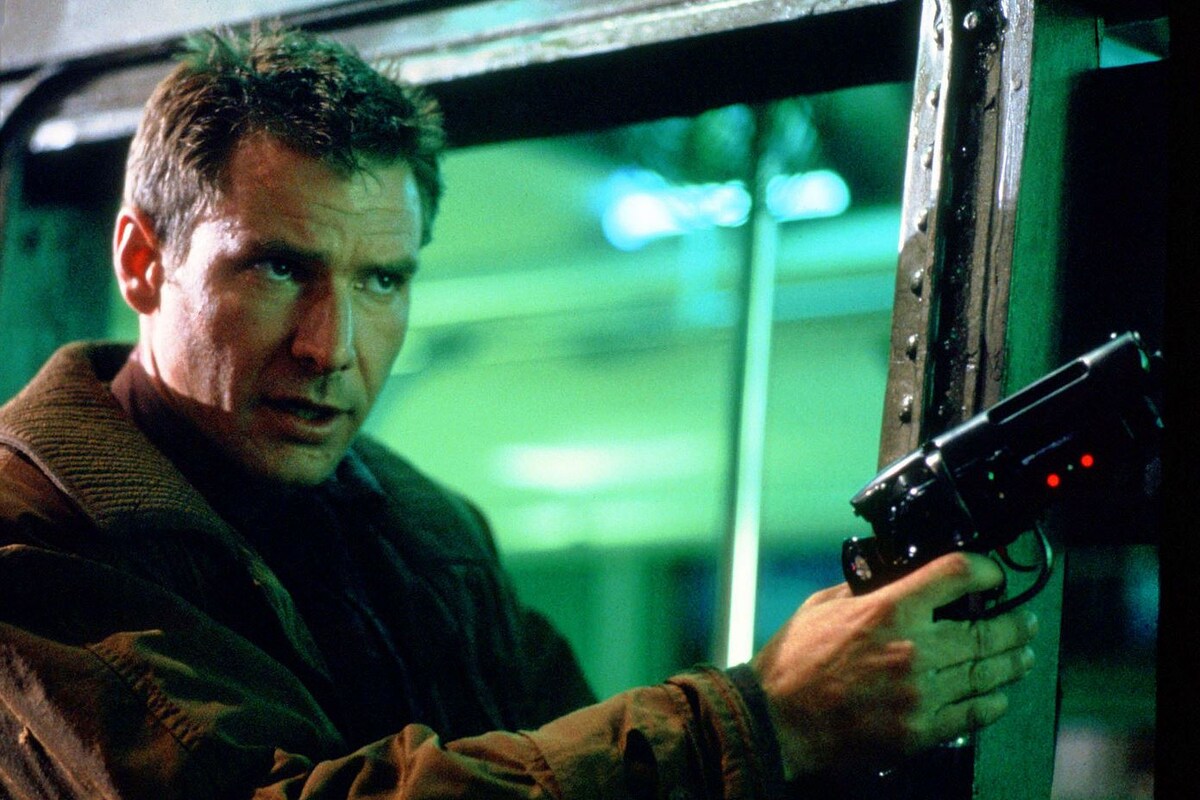 Харрисон Форд играет классического детектива