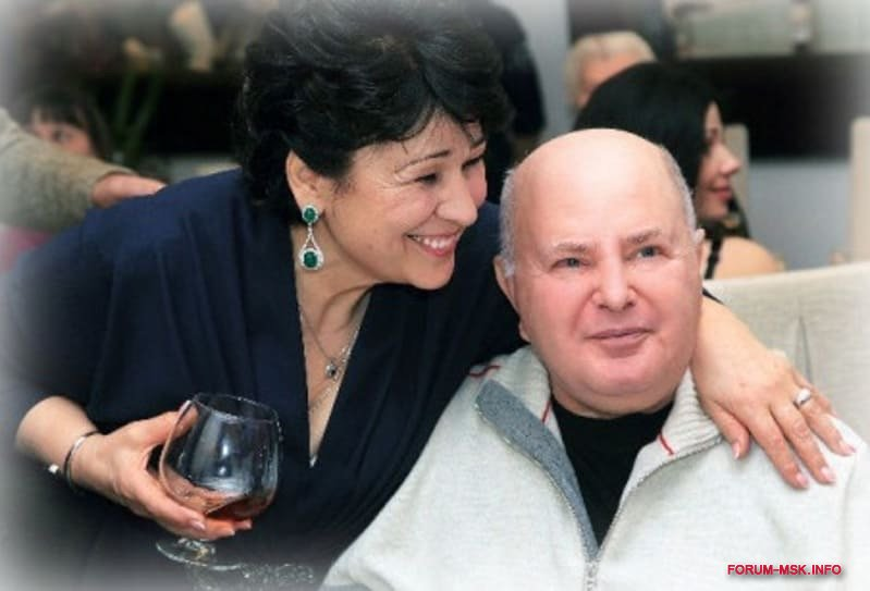  Источник "Форум Москвы и Подмосковья  .   Родители премьера 