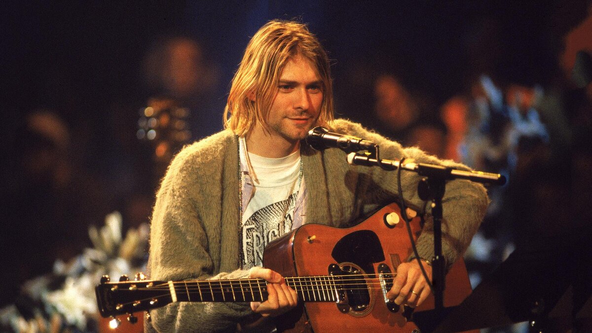 Курт Кобейн на MTV Unplugged. 1993 год.