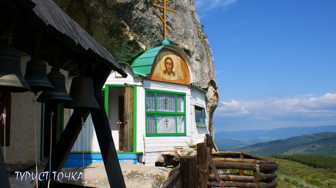 Храм в Мангупском монастыре