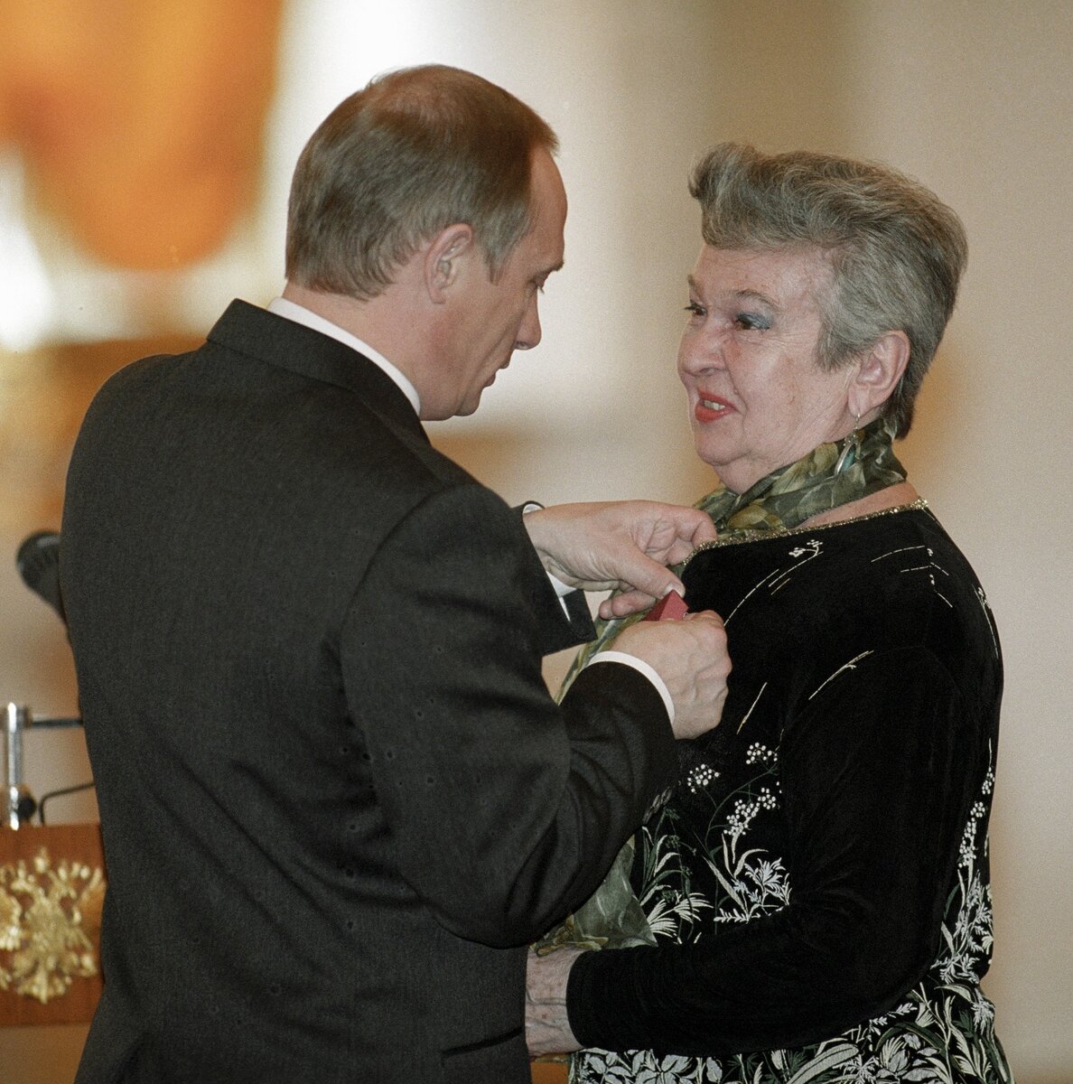 Народная артистка РСФСР Людмила Лядова скончалась в больнице в Москве, сообщила в среду, 10 марта, ее бывший администратор Галина Горбенко.