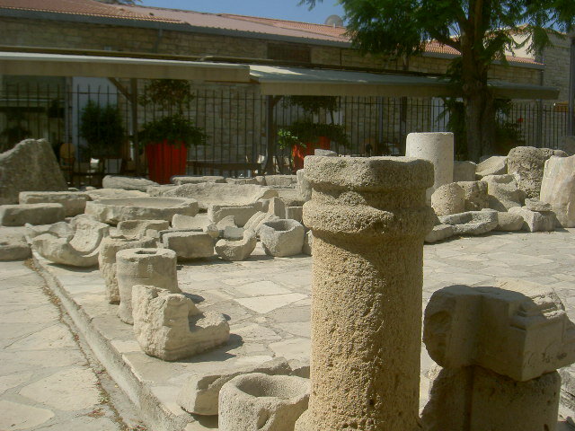 Памятники кипрской древности