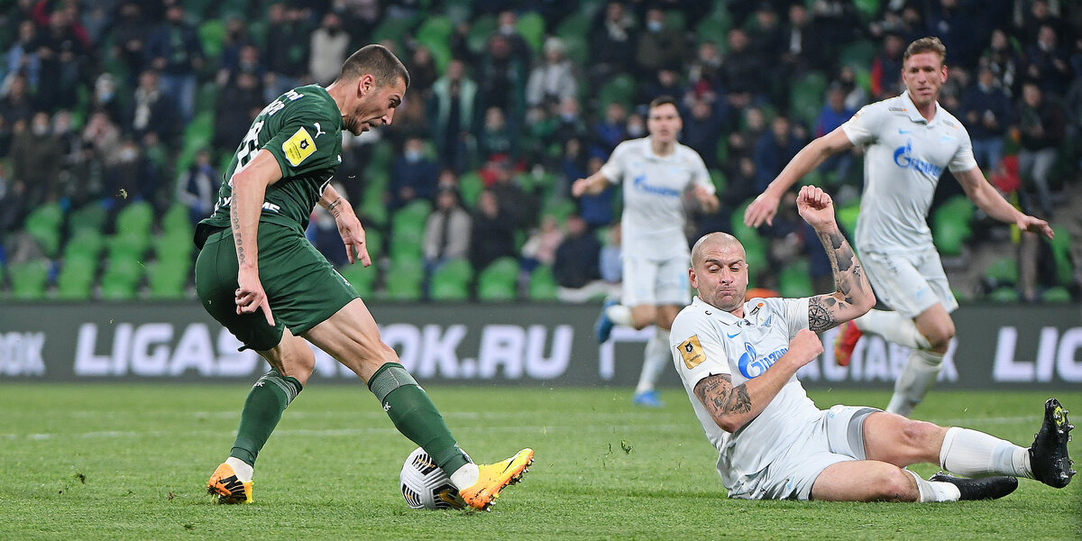 Ионов "убирает" финтом Ракицкого