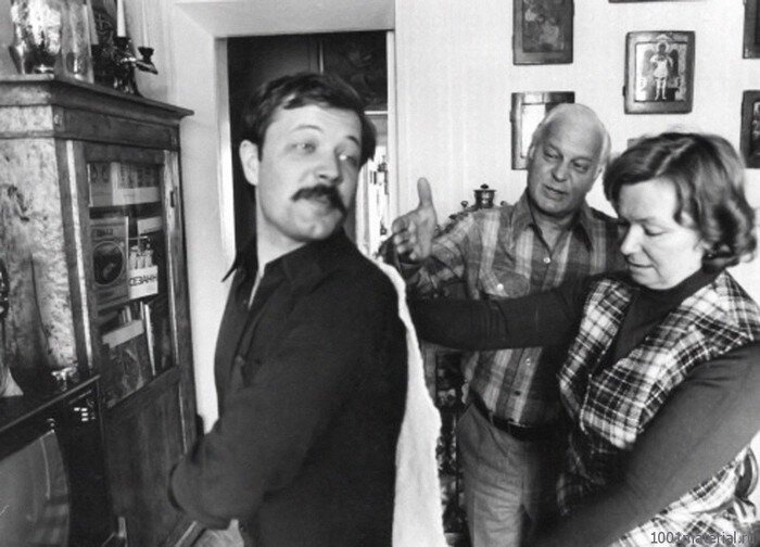 Андрей Ростоцкий с родителями