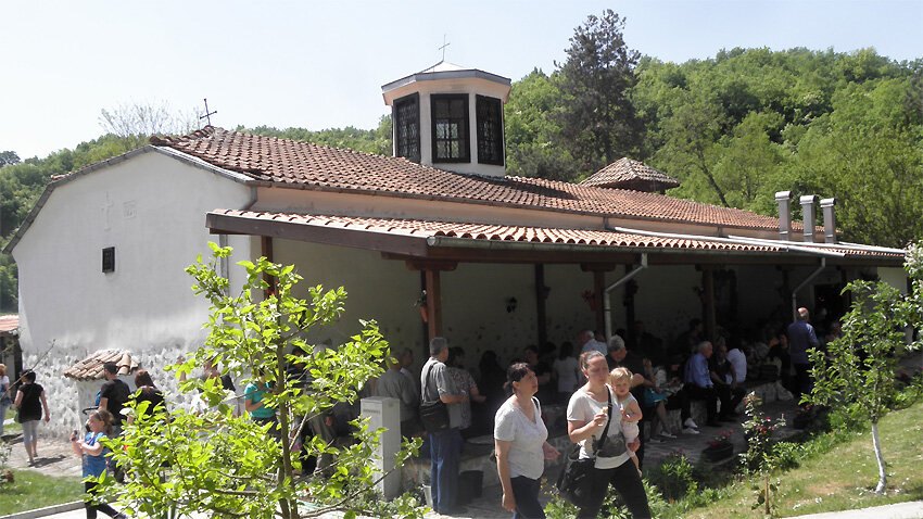 Церковь св. Георгия в Златолисте