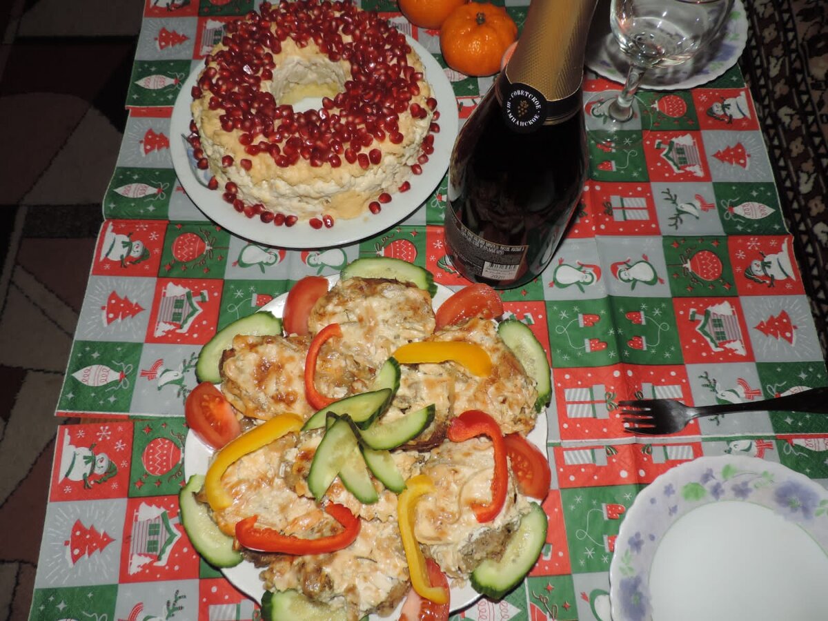 Накрываем на стол (фото автора) 