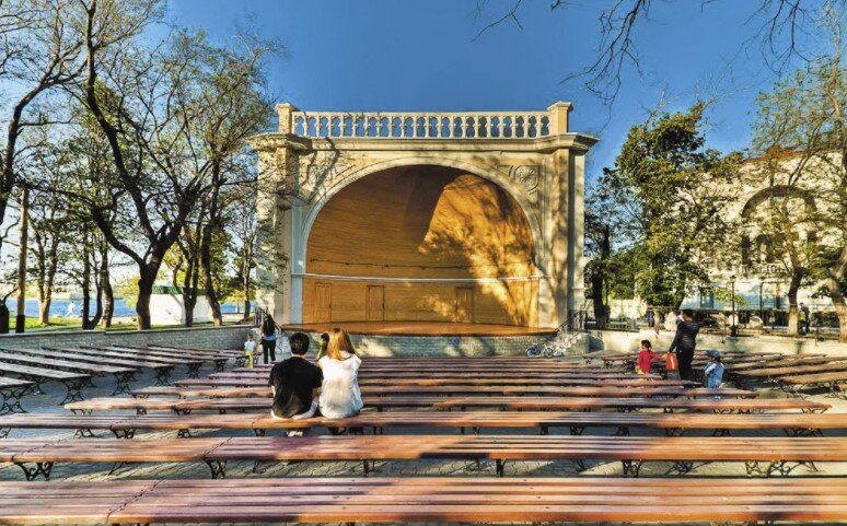 Ракушка на Приморском бульваре. Севастополь