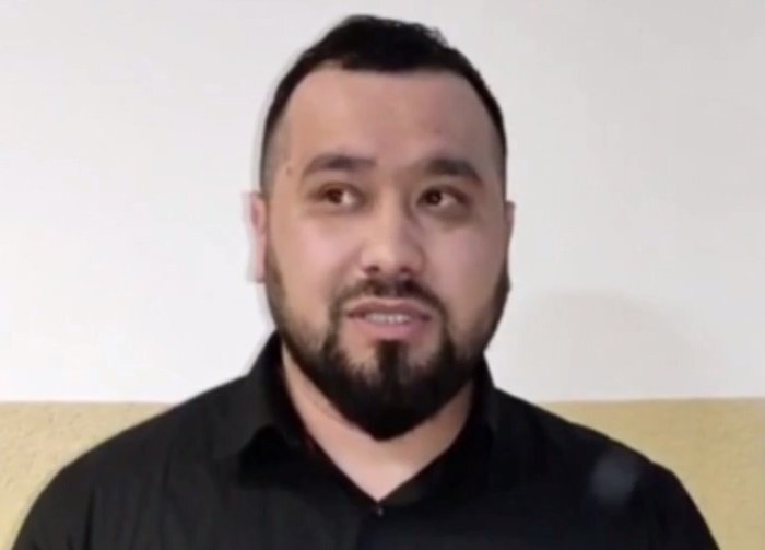 Обидзод Рамзан раскаялся в своем поведении. Кадр видео в ТГ-канале "Невский городовой"